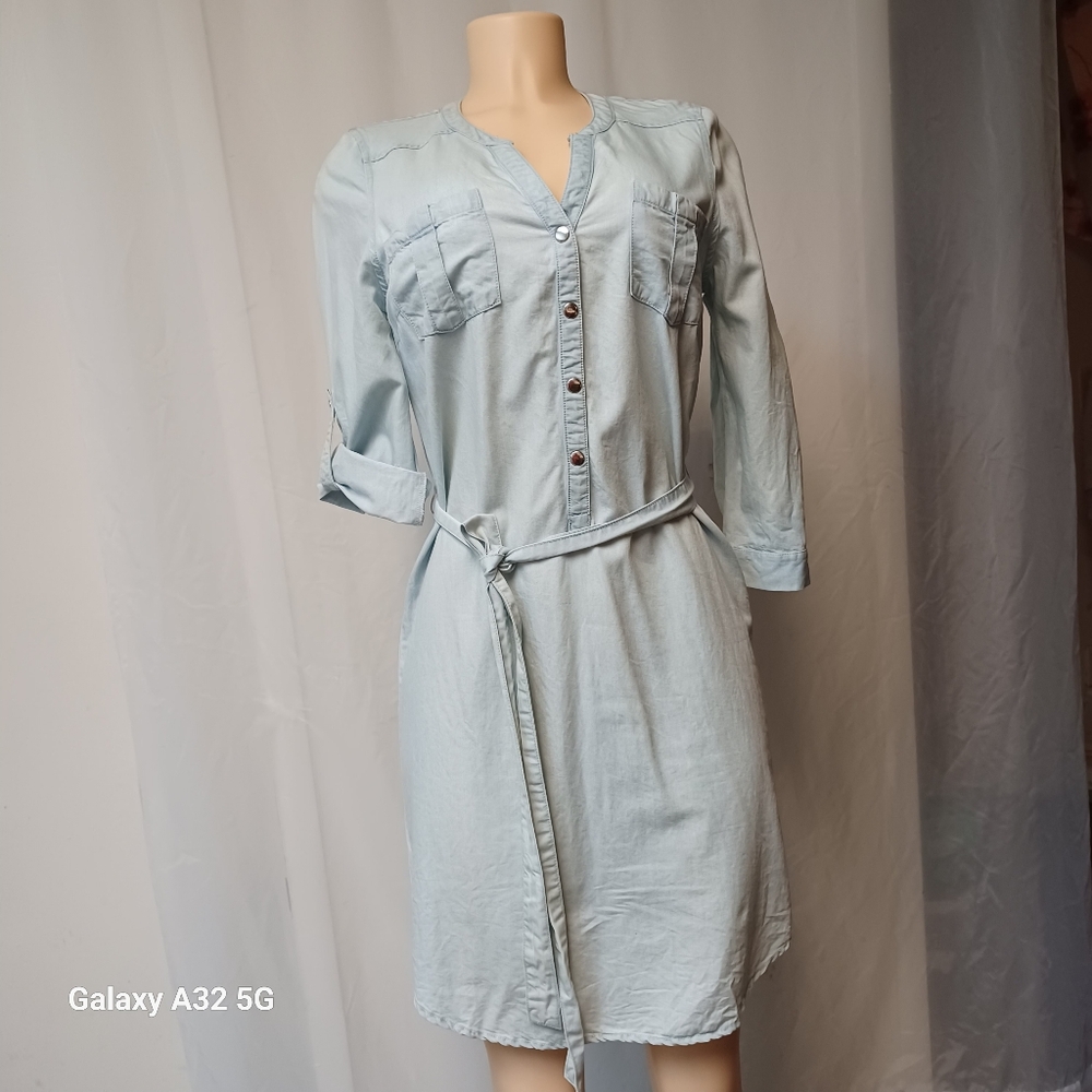 New York & Company Size XS Blue Buttoned Tie Front Dress